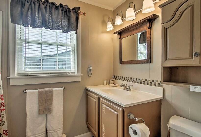 Charming Painter Home W/ Chesapeake Bay Views