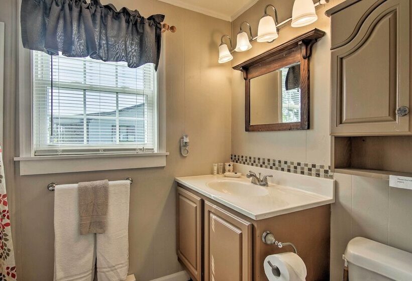 Charming Painter Home W/ Chesapeake Bay Views