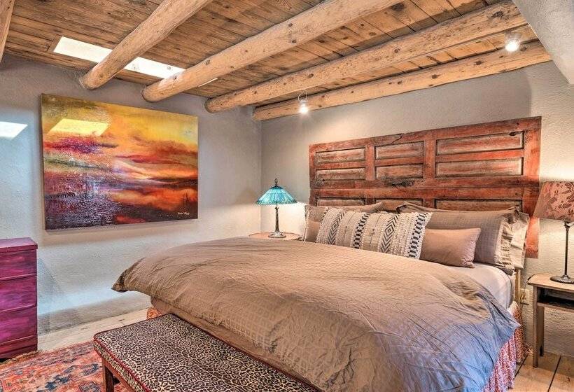 Chic Adobe Style Bungalow In Historic Santa Fe!