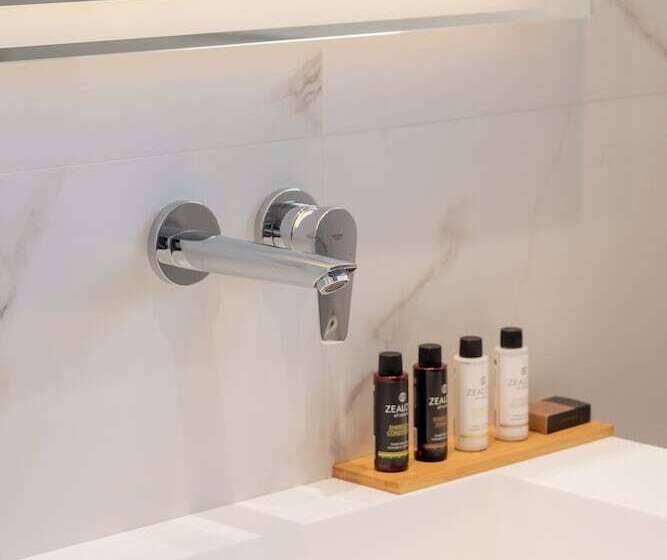 Contessa Bianca Luxury Suites