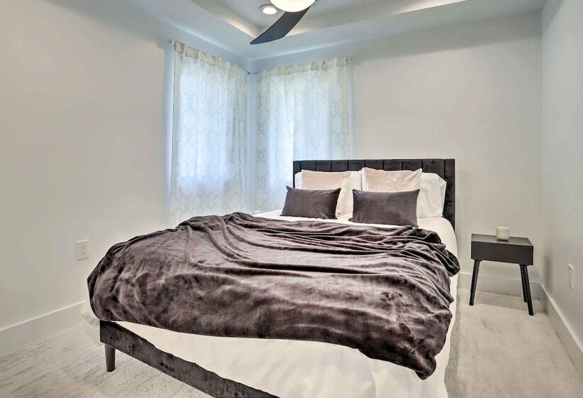 Denver Retreat W/ Yard ~ 4 Mi To Downtown!