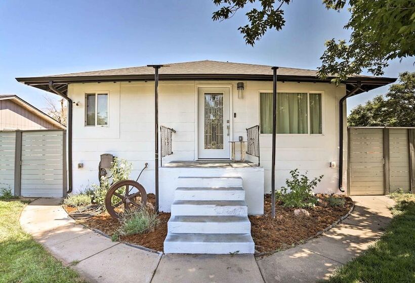 Denver Retreat W/ Yard ~ 4 Mi To Downtown!