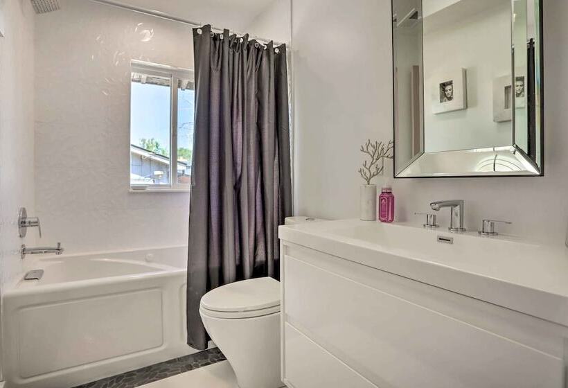 Denver Retreat W/ Yard ~ 4 Mi To Downtown!