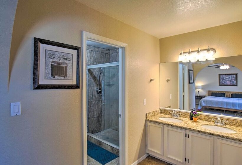 Gilbert Gem W/ Patio ~ Near Golf & Entertainment