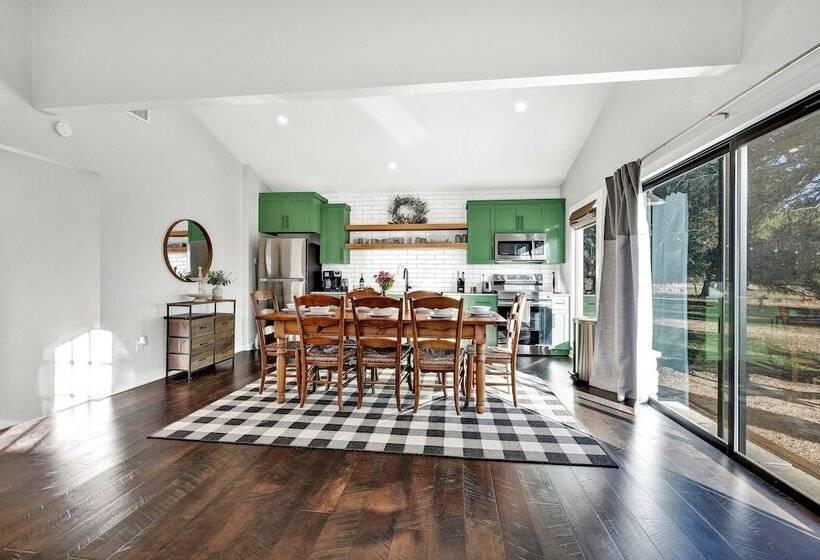 Olive St. Ranch Dolly S House