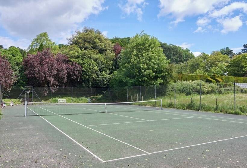 Drakestone House Manor With Breathtaking Cotswolds Views