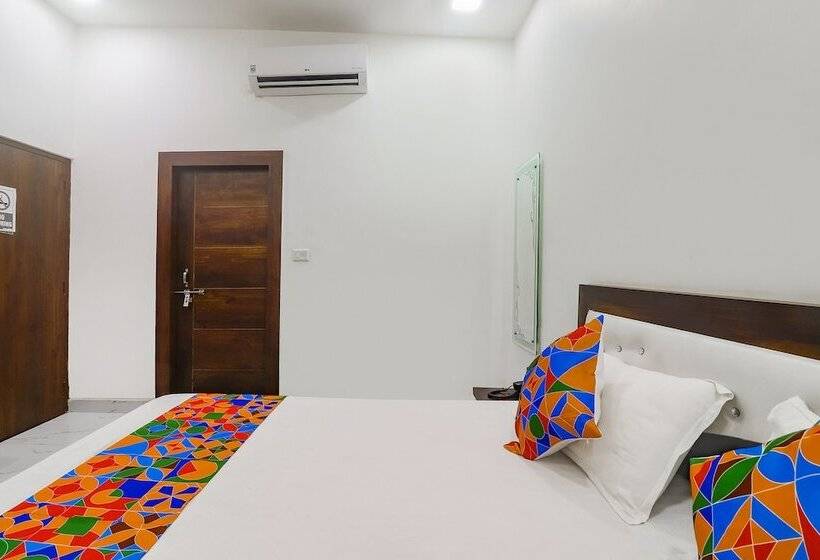 هتل Chahat Palace