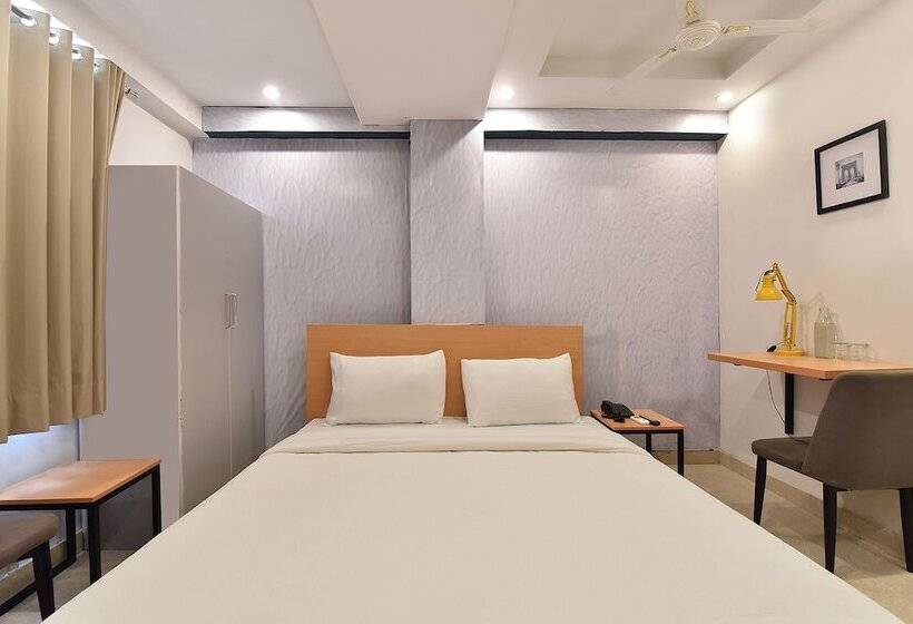 Fabhotel Rushank Palace