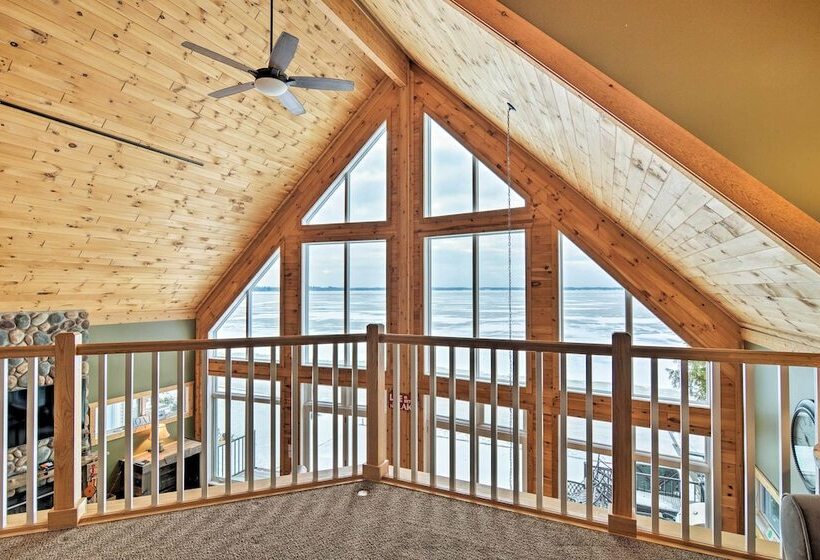 Family Friendly Lake Mitchell Oasis: Hike & Ski!