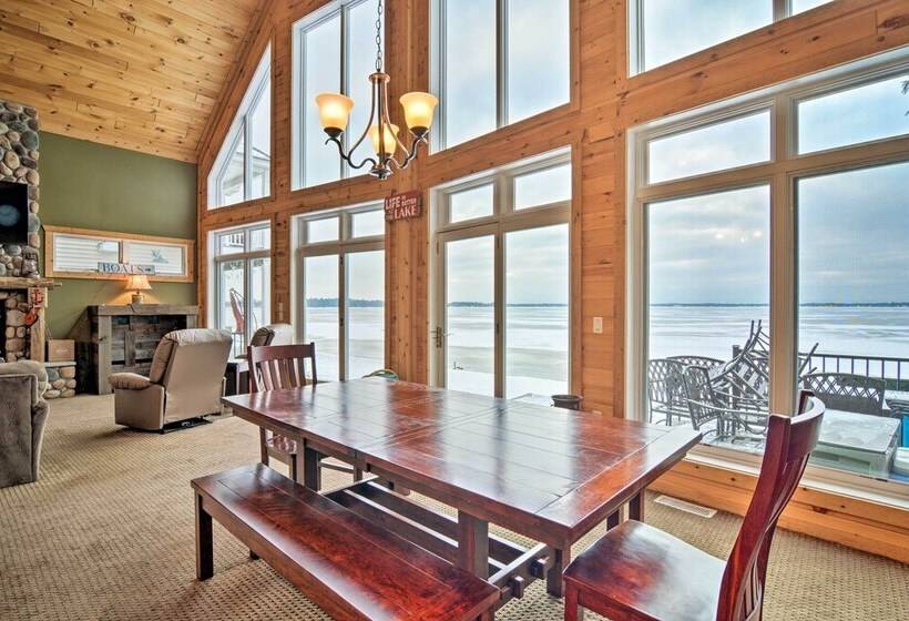 Family Friendly Lake Mitchell Oasis: Hike & Ski!