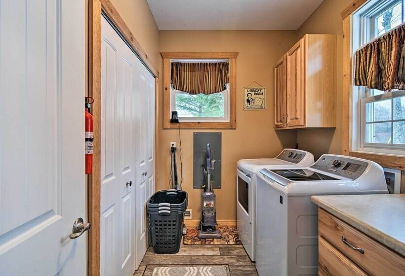 Family Friendly Lake Mitchell Oasis: Hike & Ski!