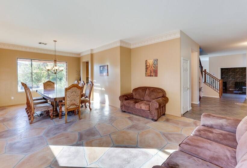 Chandler Oasis W/ Pool, Fire Pit, & Grill!