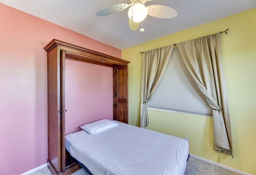 Chandler Oasis W/ Pool, Fire Pit, & Grill!