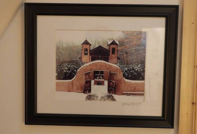 Glorious Summer At Cabin On The Creek