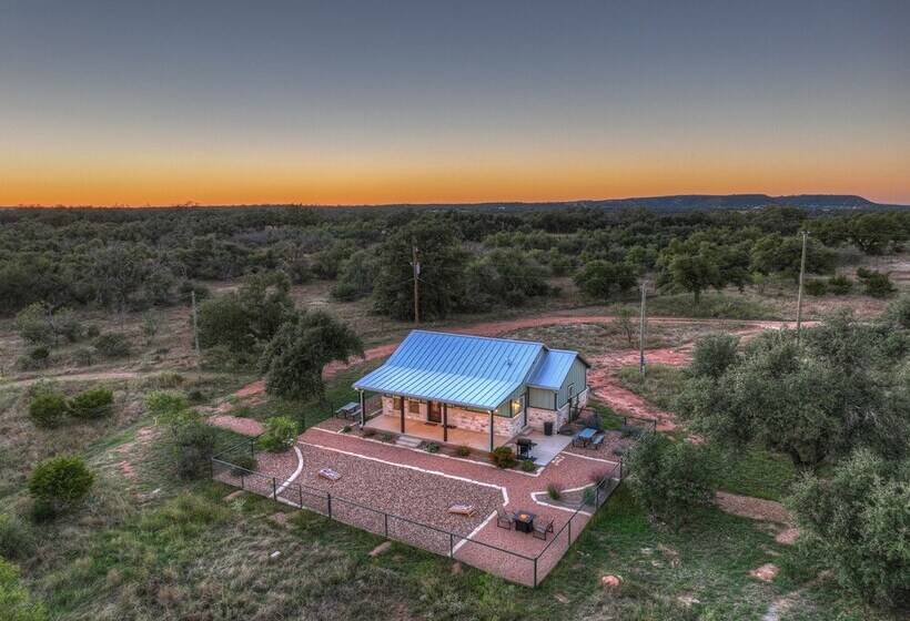 Heilung Haus With Sauna & Cowboy Pool   20 Min To Fred