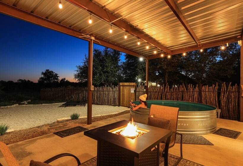 Heilung Haus With Sauna & Cowboy Pool   20 Min To Fred