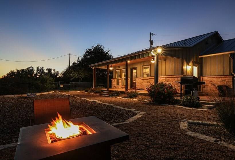 Heilung Haus With Sauna & Cowboy Pool   20 Min To Fred