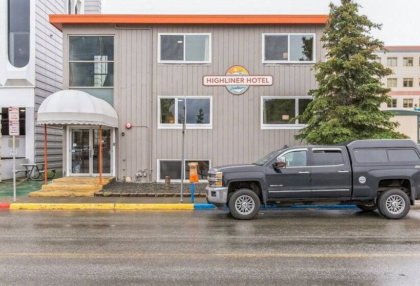 Highliner Hotel   Deluxe Double Queen With Mountain View