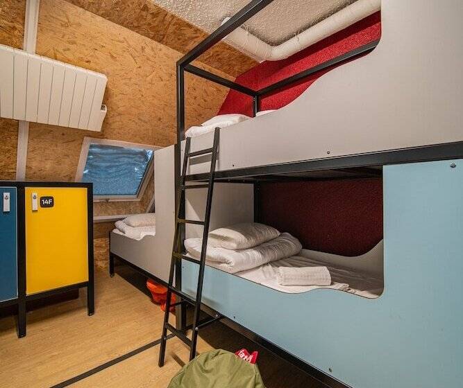 客栈  Auberge De Piau