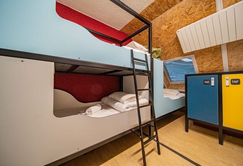 客栈  Auberge De Piau