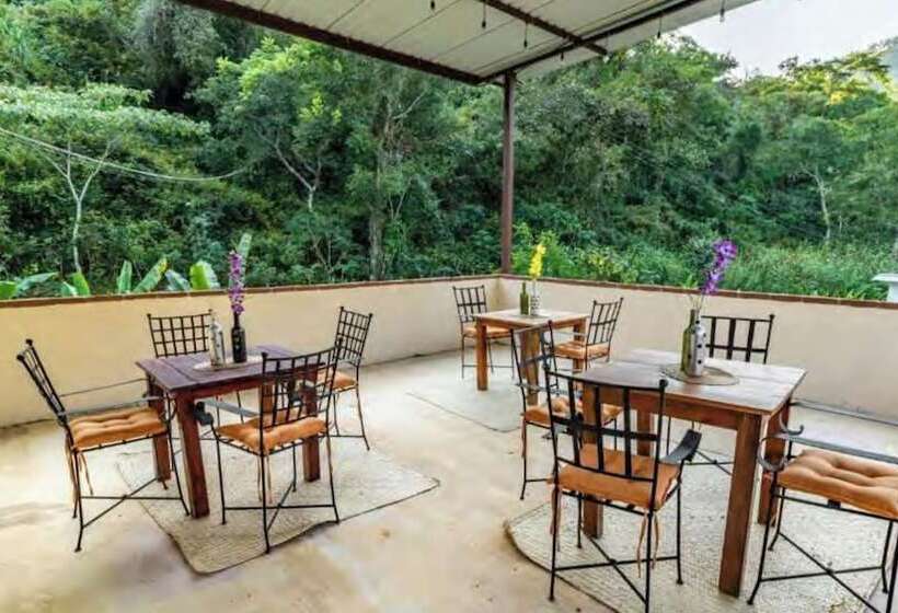 فندق فئة نجمة واحدة Casa Edward