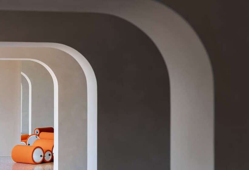 簡易ホテル La Roqqa