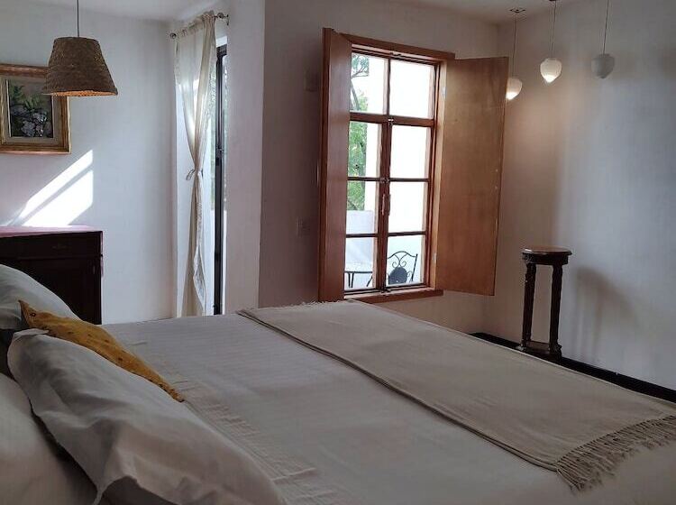 فندق فئة نجمة واحدة Posada Colibrí