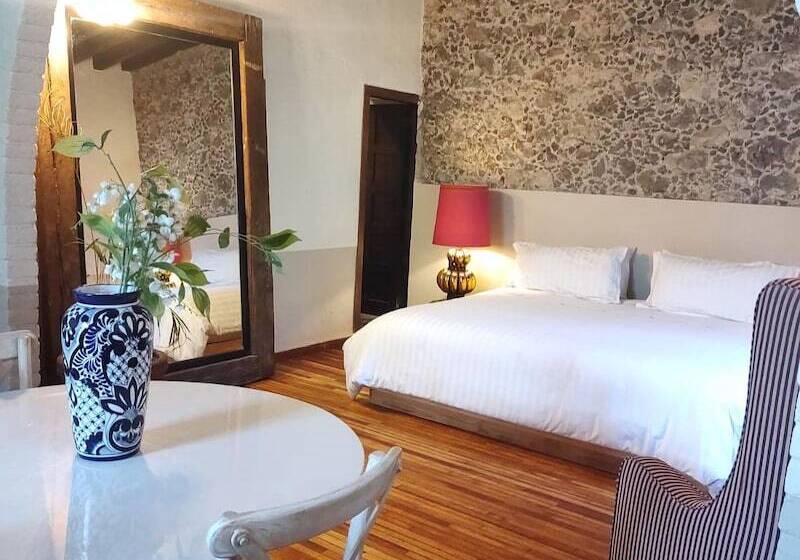 فندق فئة نجمة واحدة Posada Colibrí