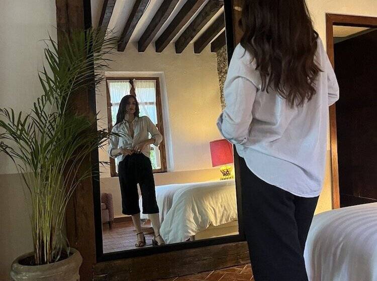 فندق فئة نجمة واحدة Posada Colibrí