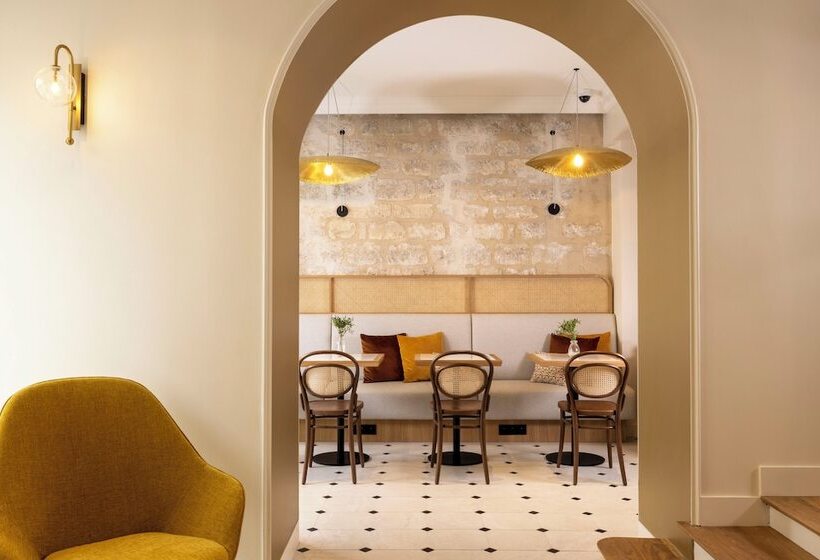 ホテル Alberte Hôtel