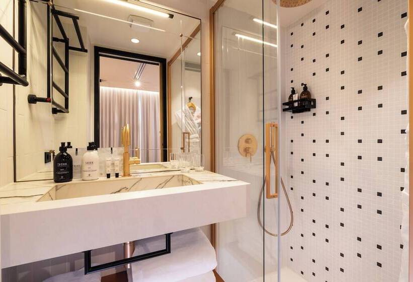 ホテル Alberte Hôtel