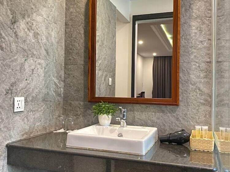 בית מלון כפרי Ang Damnak Samrith Boutique