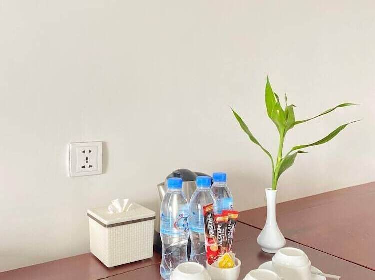 בית מלון כפרי Ang Damnak Samrith Boutique