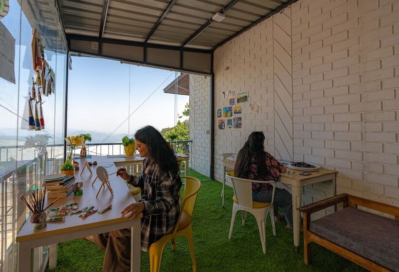 בית מלון כפרי Artbuzz Mussoorie