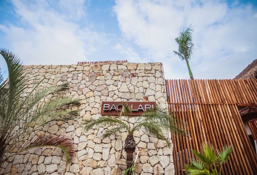 ホテル Bacalari   Adults Only