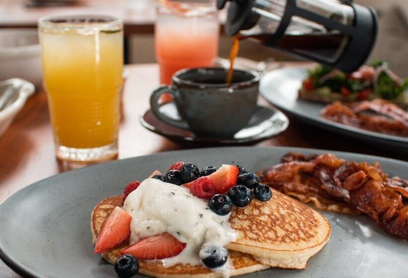 ホテル Bacalari   Adults Only