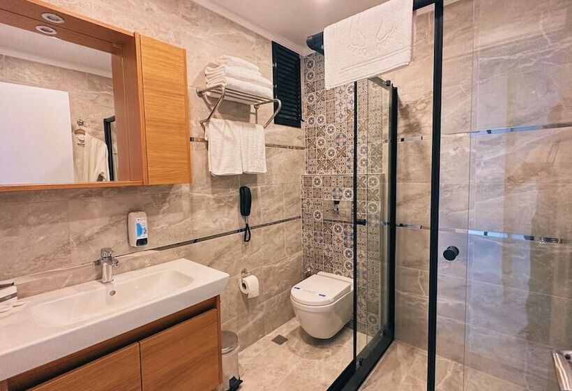 Отель Bi̇li̇ri̇s