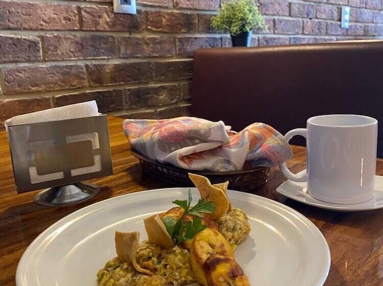 酒店 Central Pirámides