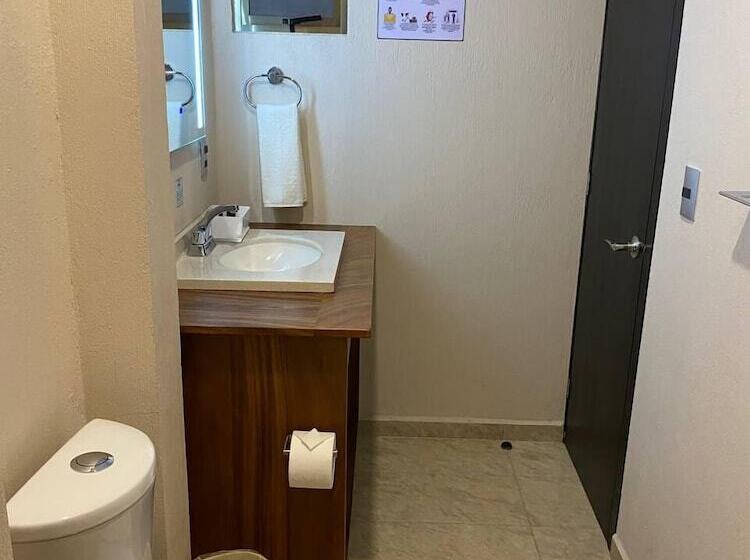 酒店 Central Pirámides