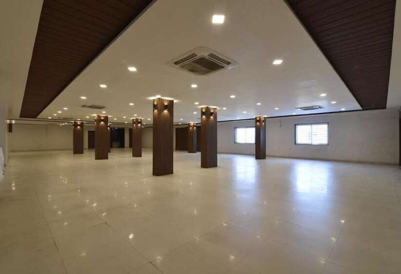 בית מלון כפרי Clove