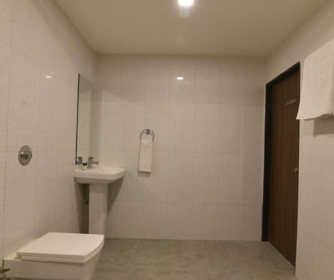 בית מלון כפרי Clove