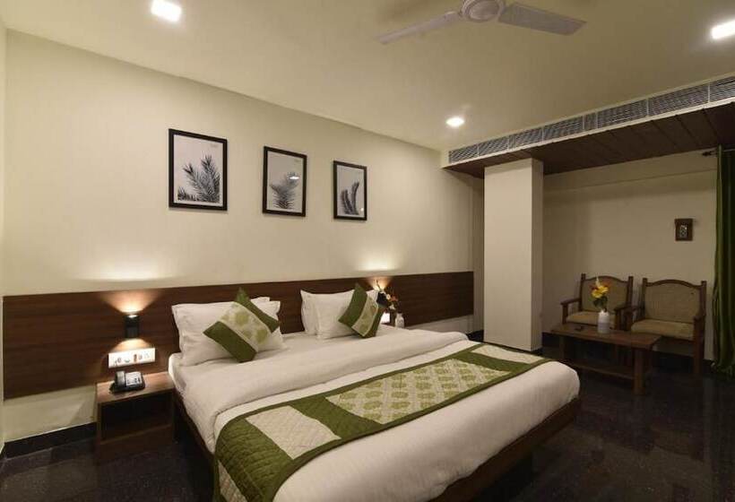 בית מלון כפרי Clove