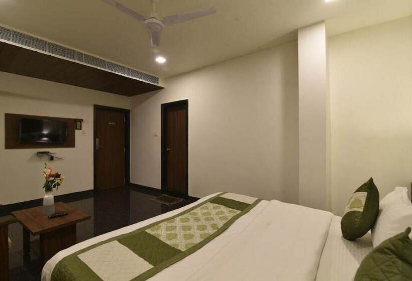 בית מלון כפרי Clove