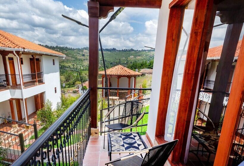 هتل Cordillera De Los Andes