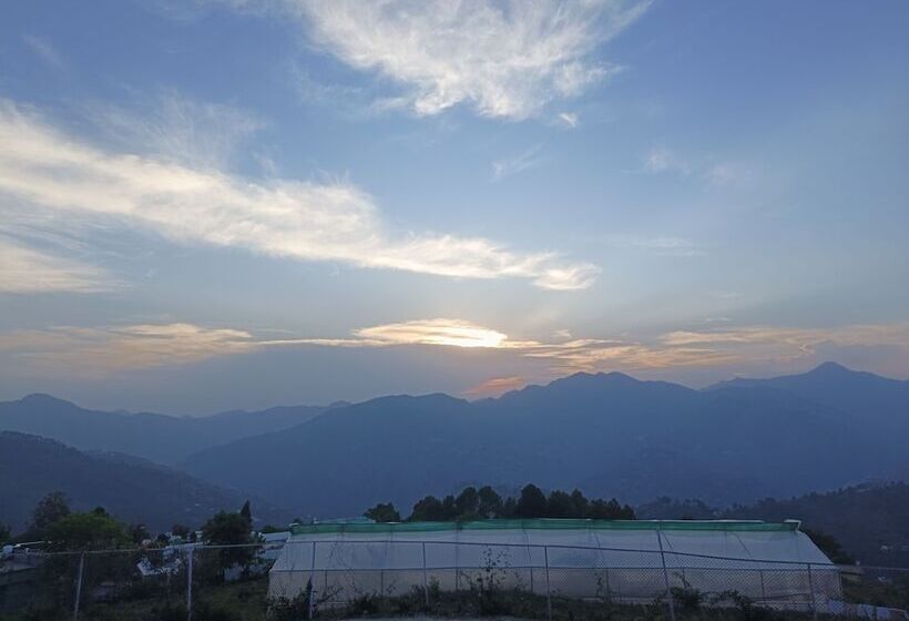 فندق Darbar   A Heritage Farmstay