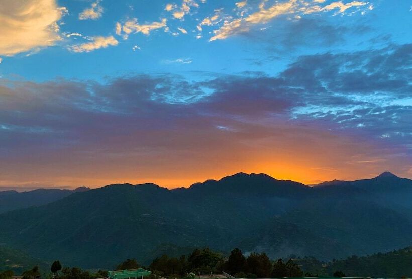 فندق Darbar   A Heritage Farmstay