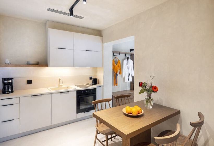 Отель Dedalos Touch Boutique