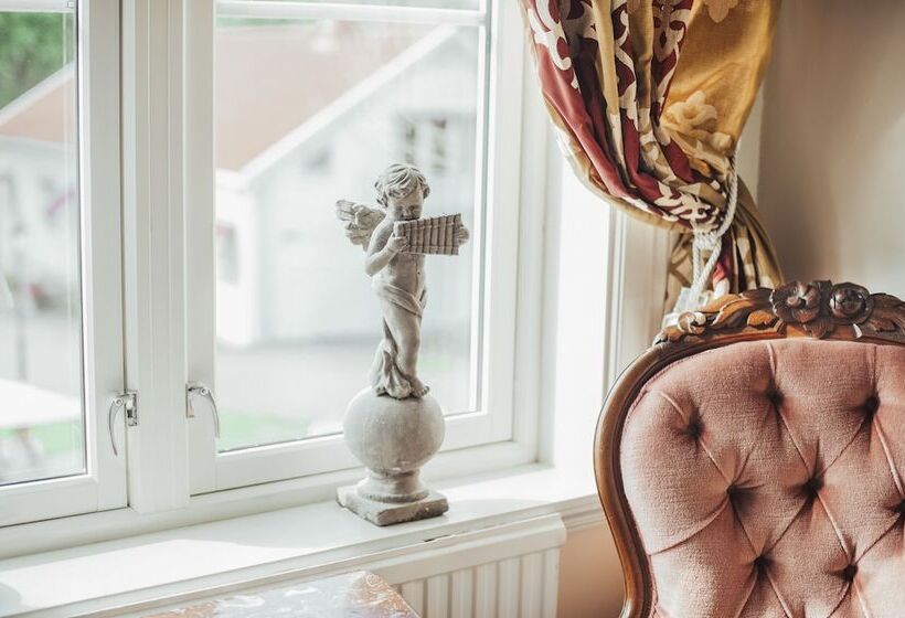 فندق Dömle Herrgård Spa & Resort