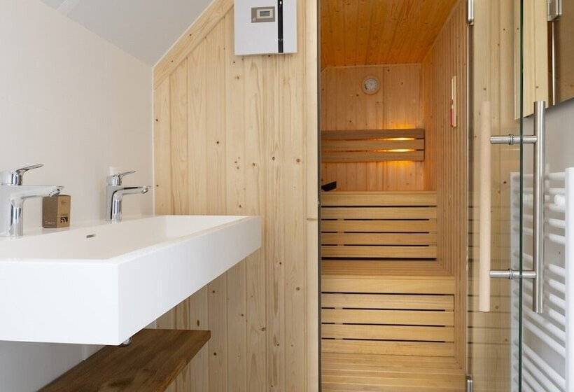 ホテル Dormio Resort Nieuwvliet Bad