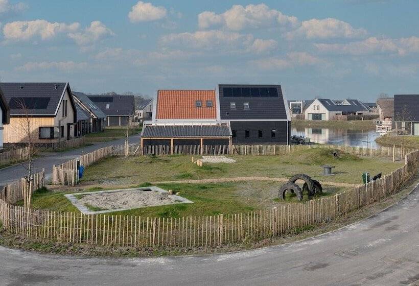 ホテル Dormio Resort Nieuwvliet Bad